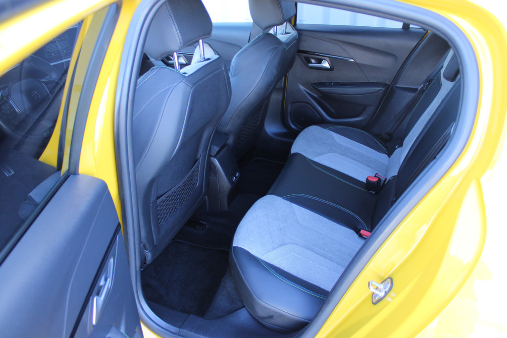 Peugeot e-208 (K882XT) met abonnement