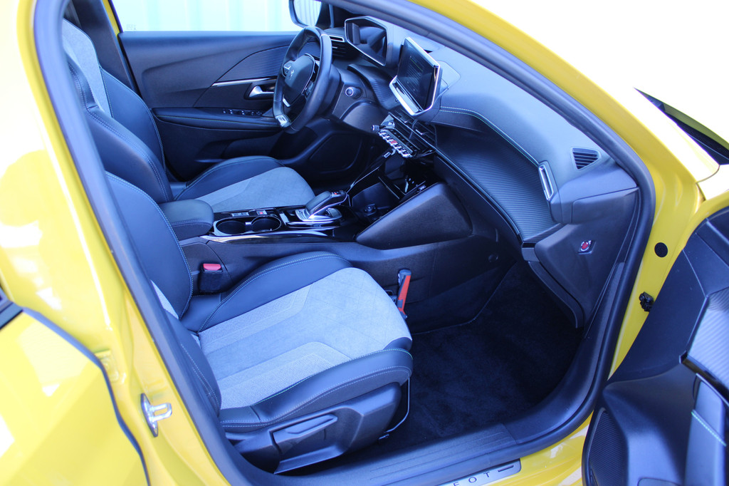 Peugeot e-208 (K882XT) met abonnement