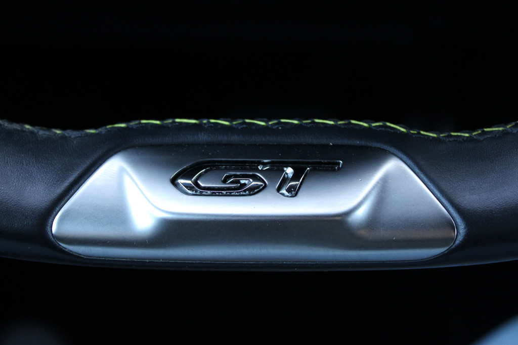 Peugeot e-208 (K882XT) met abonnement