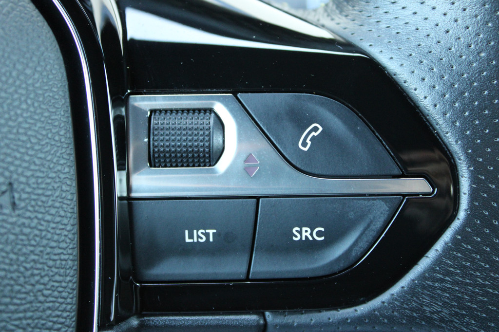 Peugeot e-208 (K882XT) met abonnement