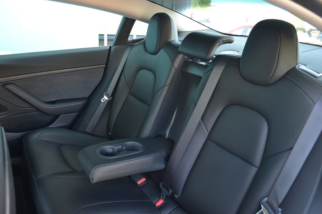 Tesla Model 3 (K678BS) met abonnement