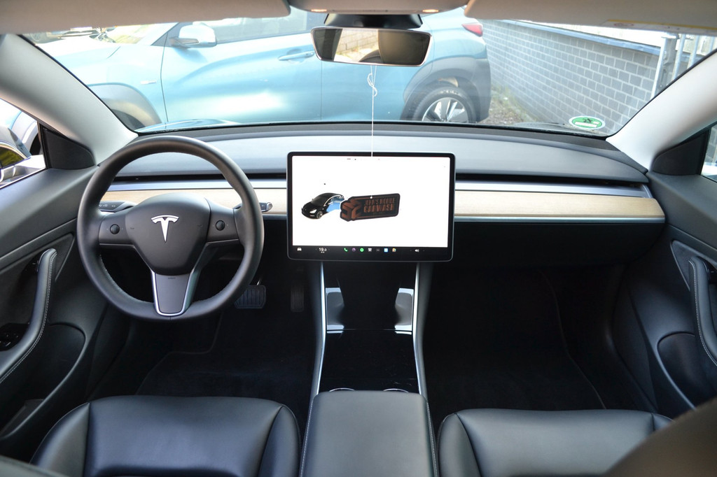 Tesla Model 3 (K678BS) met abonnement