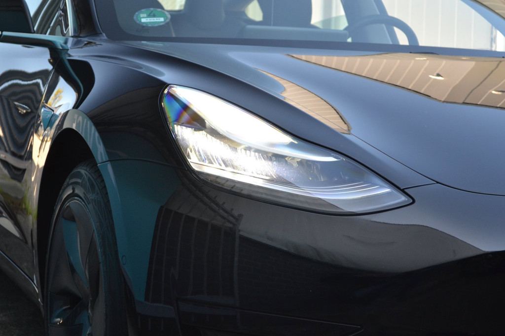 Tesla Model 3 (K678BS) met abonnement