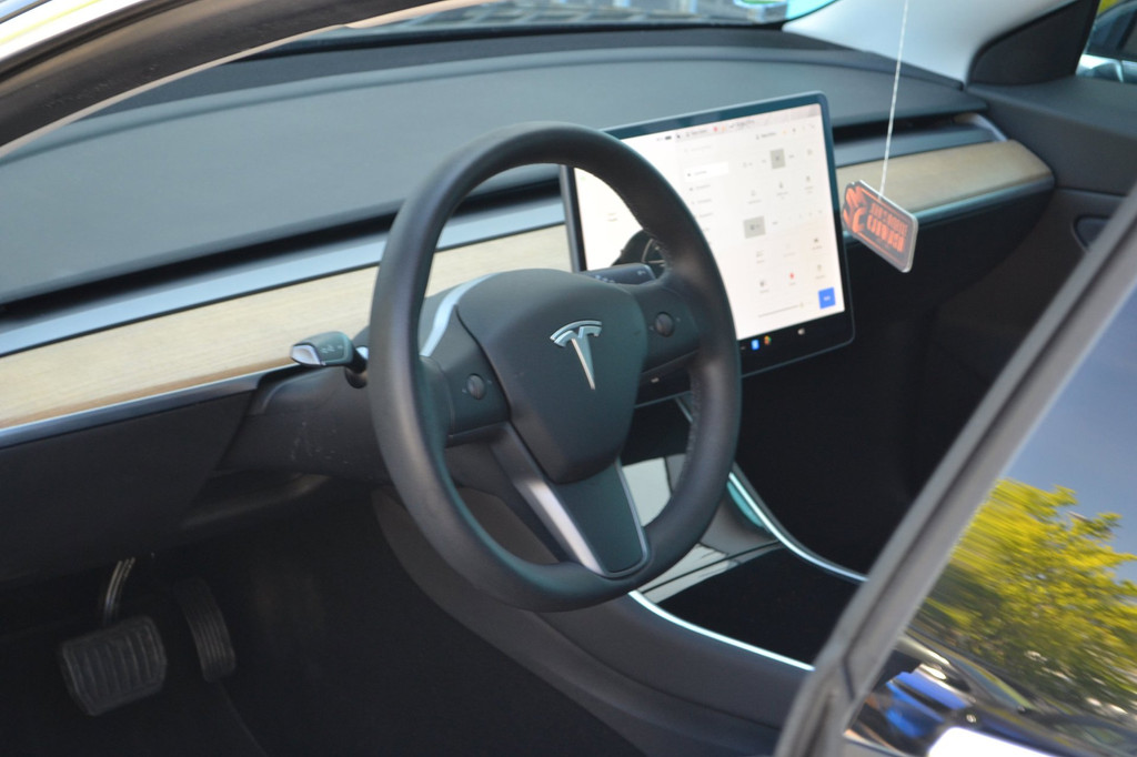 Tesla Model 3 (K678BS) met abonnement