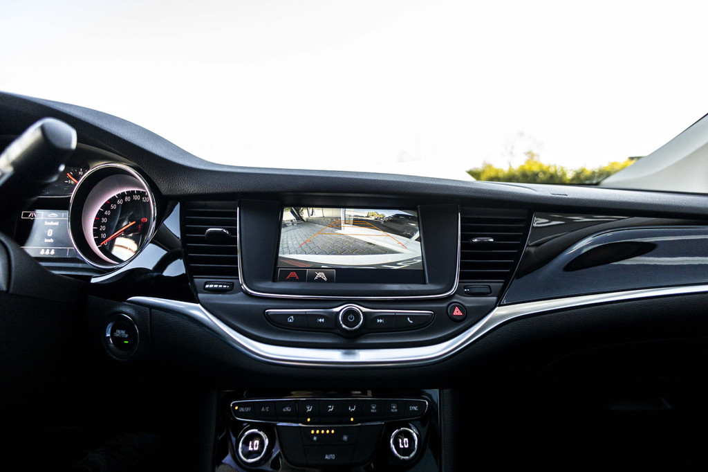 Opel Astra (K552VG) met abonnement