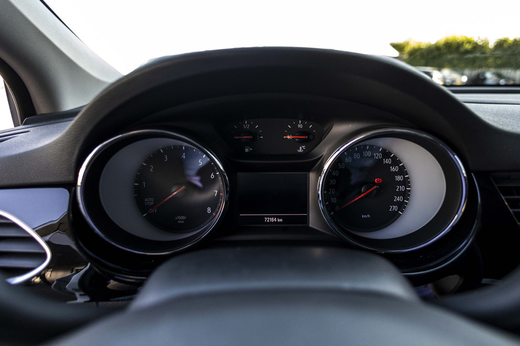 Opel Astra (K552VG) met abonnement