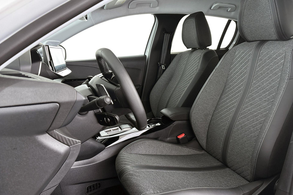 Peugeot 208 (HTP33D) met abonnement