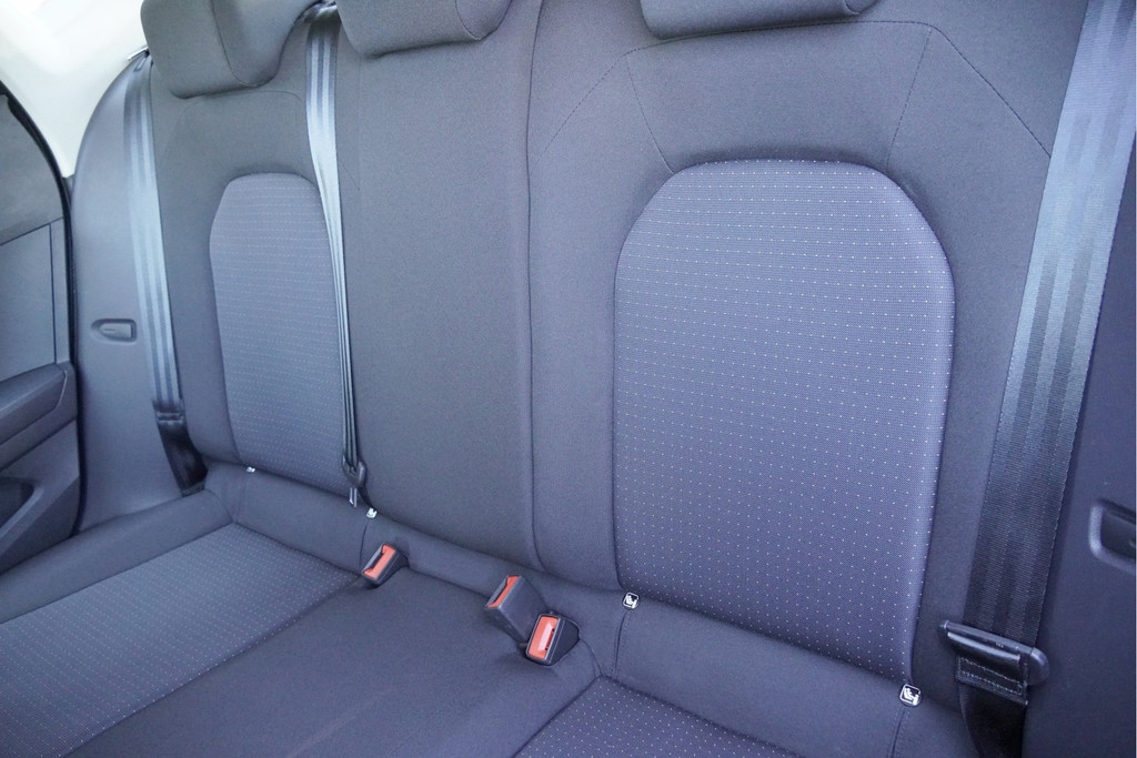 Seat Arona (R445ZZ) met abonnement