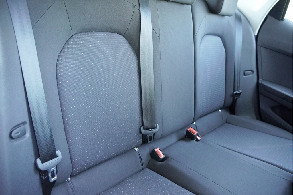 Seat Arona (R445ZZ) met abonnement