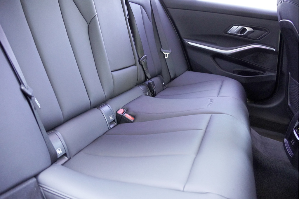 BMW 3 Serie (N588BJ) met abonnement