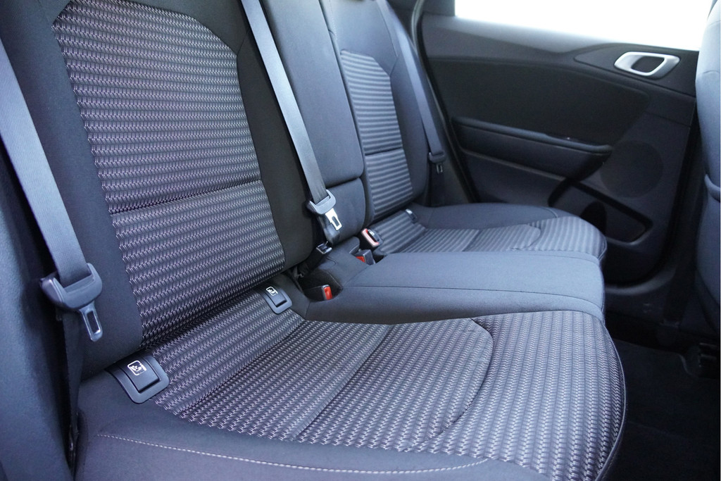 Kia Ceed Sportswagon (S748LF) met abonnement