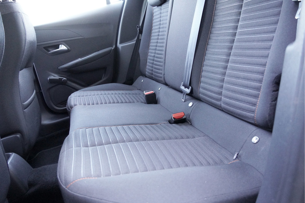 Peugeot 208 (G152ZP) met abonnement