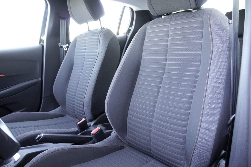 Peugeot 208 (G152ZP) met abonnement