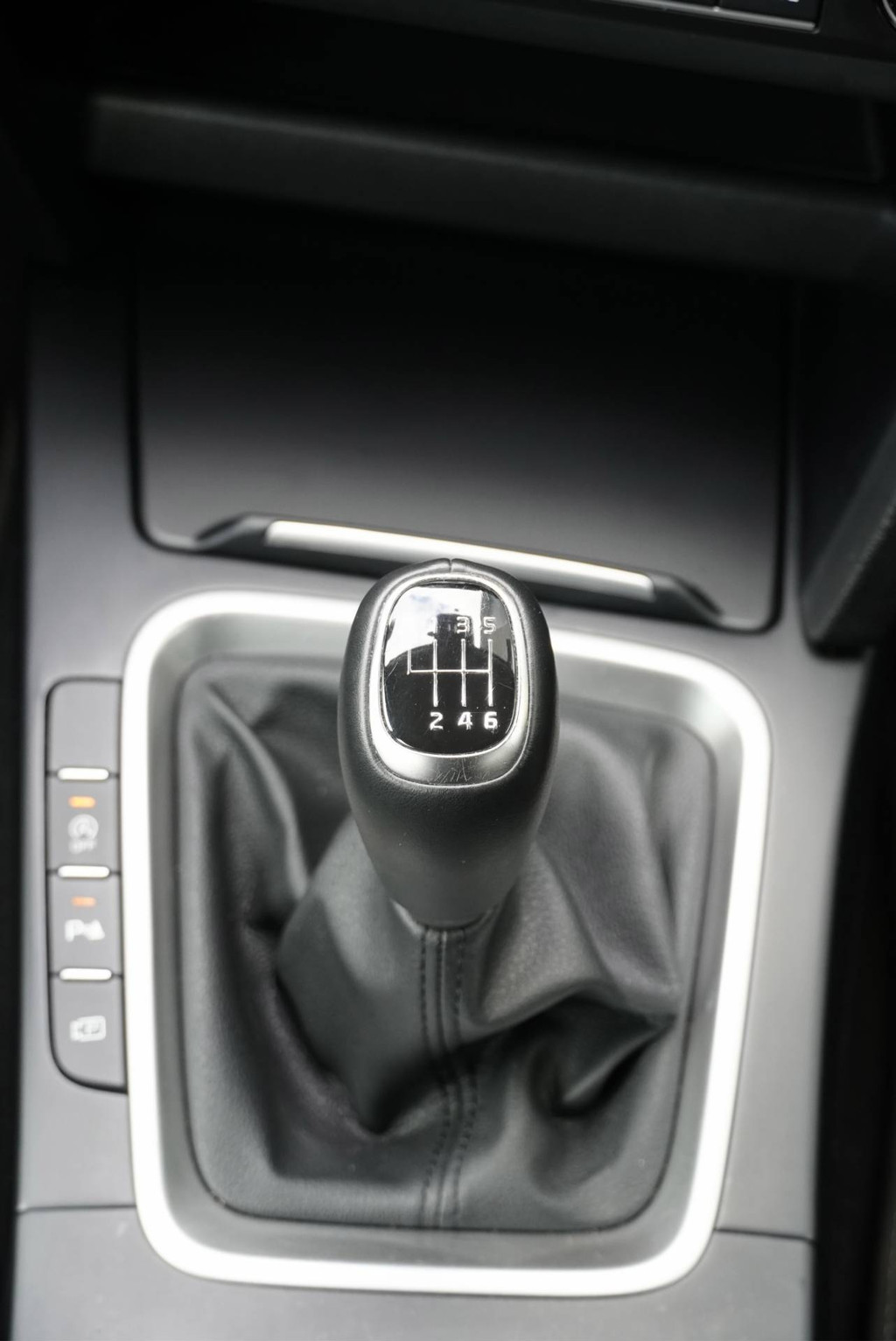 Kia Ceed (R616JR) met abonnement