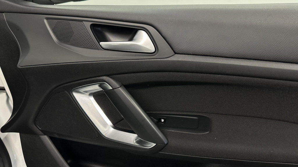 Peugeot 308 (K091NJ) met abonnement