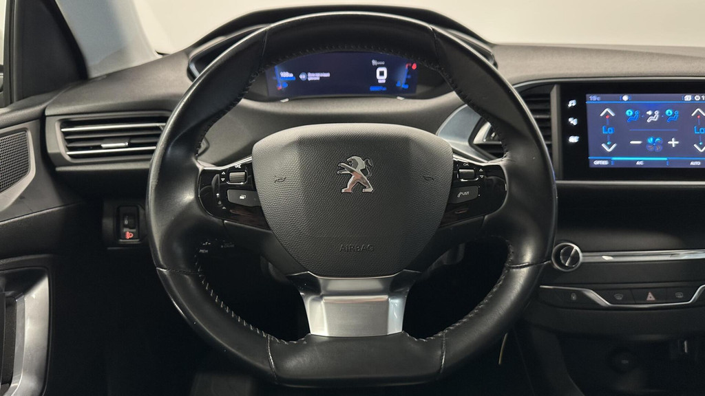 Peugeot 308 (K091NJ) met abonnement