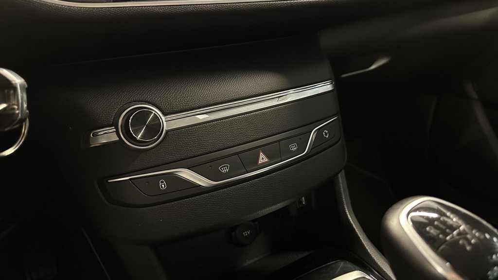 Peugeot 308 (K091NJ) met abonnement