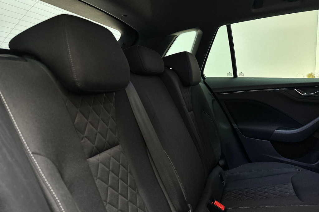 ŠKODA Kamiq (L158GL) met abonnement