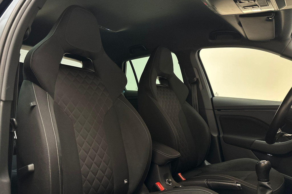 ŠKODA Kamiq (L158GL) met abonnement