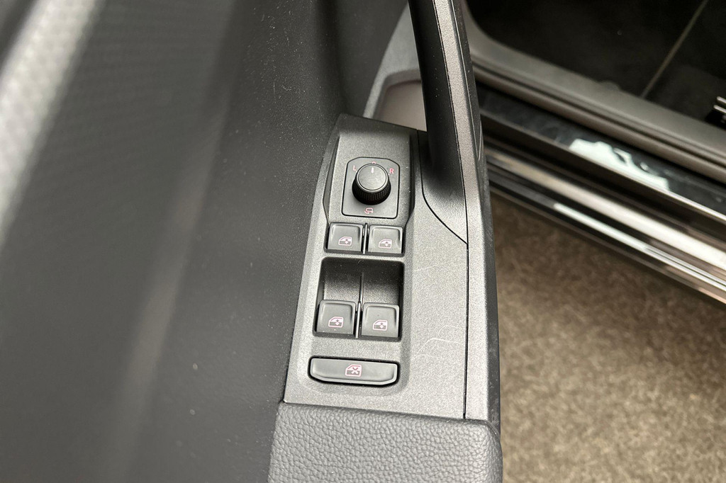 Seat Ibiza (P124GB) met abonnement