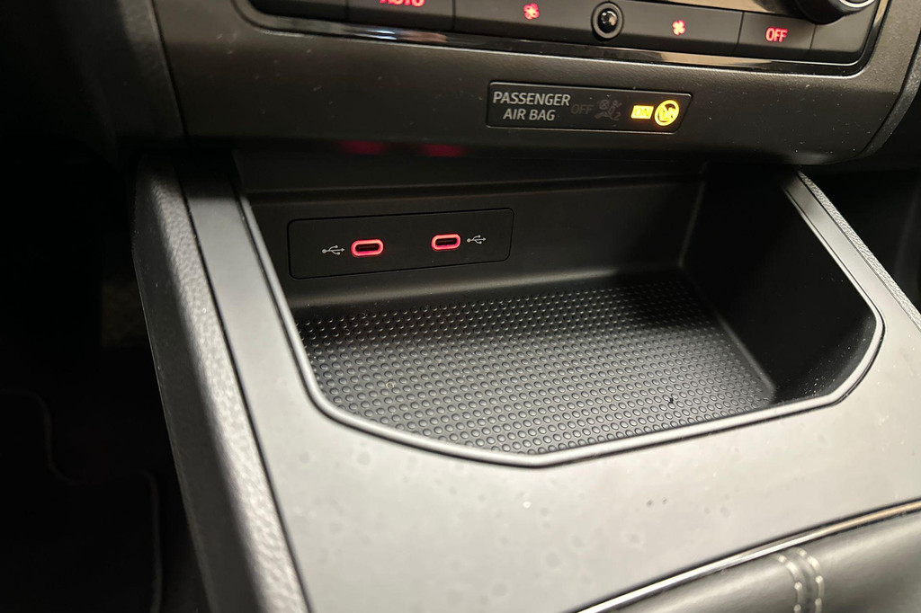 Seat Ibiza (P124GB) met abonnement