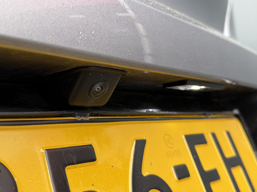 Peugeot e-208 (L356FH) met abonnement