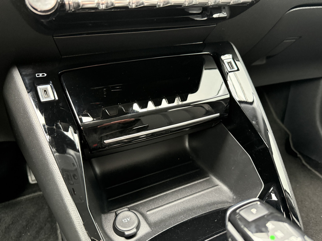 Peugeot e-208 (L356FH) met abonnement
