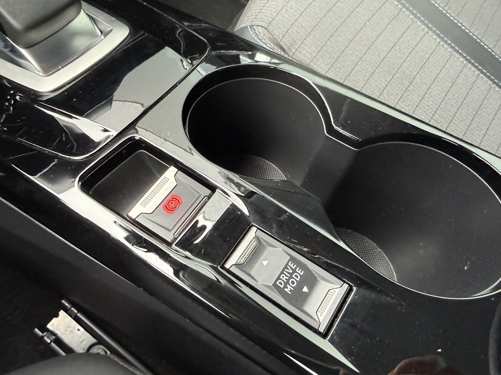 Peugeot e-208 (L356FH) met abonnement