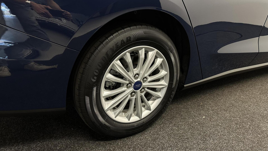 Ford FOCUS Wagon (K223VN) met abonnement