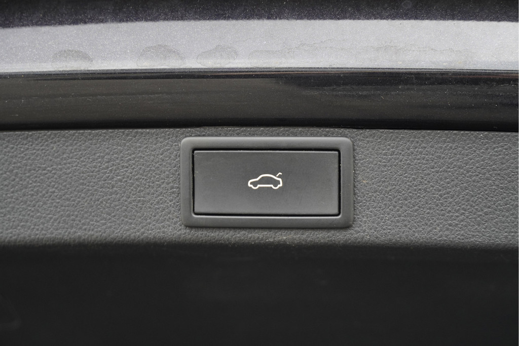 ŠKODA Octavia (L143LR) met abonnement