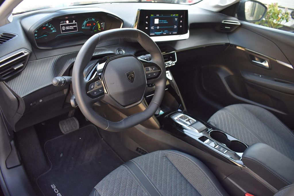 Peugeot e-208 (X999VK) met abonnement