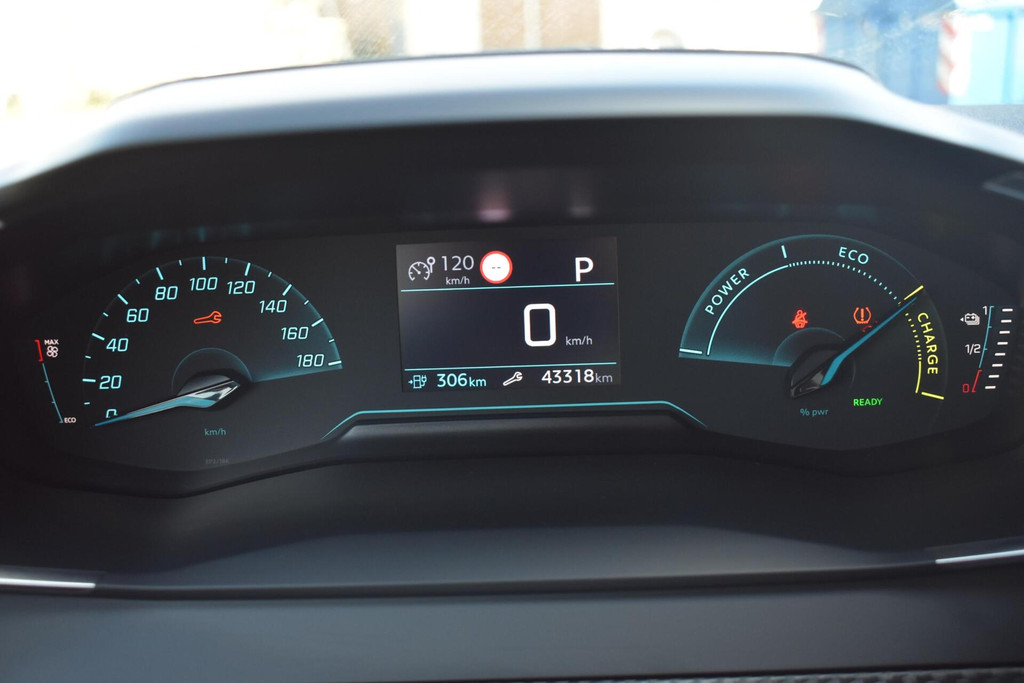Peugeot e-208 (X999VK) met abonnement
