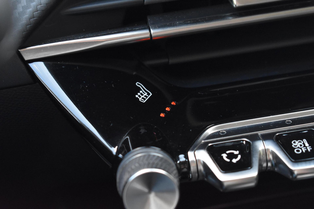 Peugeot e-208 (X999VK) met abonnement