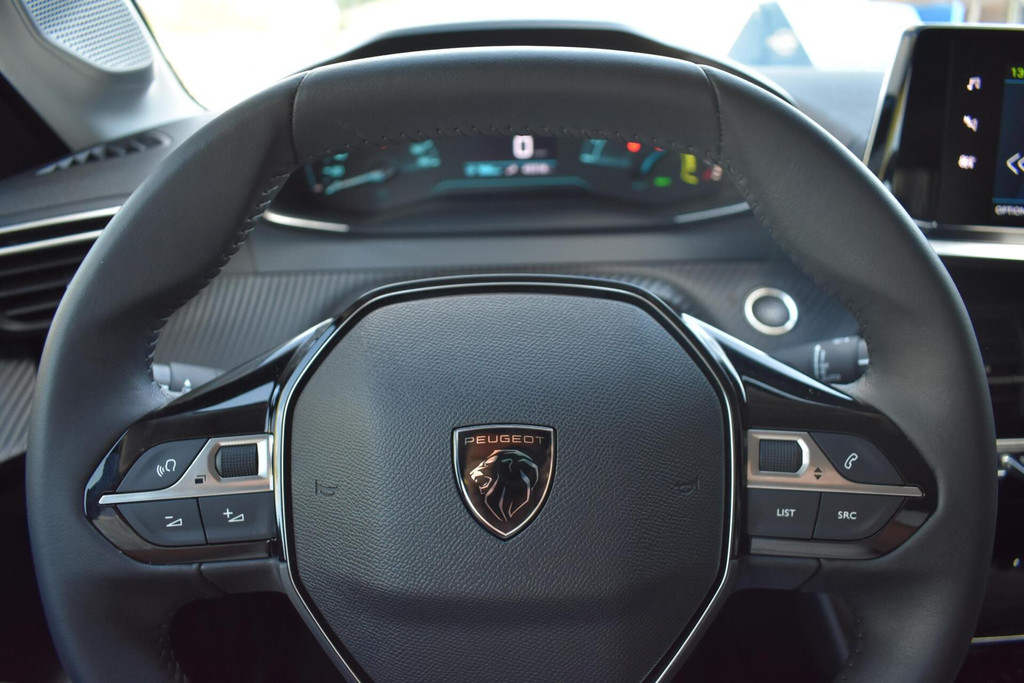 Peugeot e-208 (X003VL) met abonnement