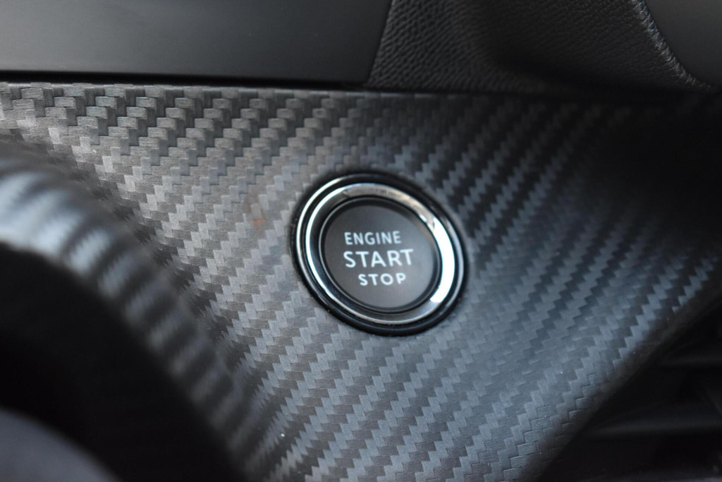 Peugeot e-208 (X003VL) met abonnement