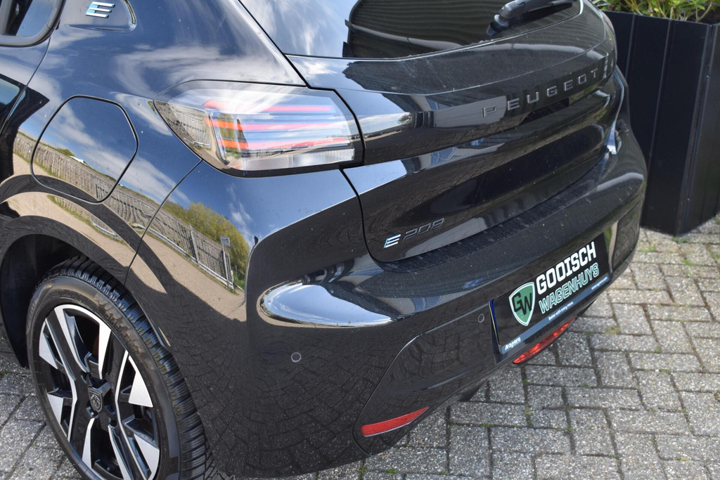 Peugeot e-208 (X003VL) met abonnement