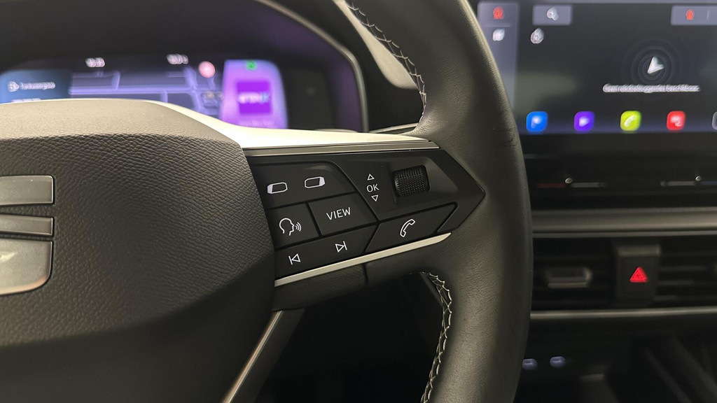 Seat Leon (R582HD) met abonnement