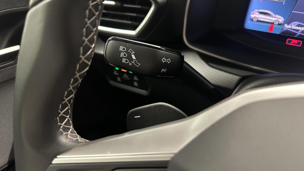 Seat Leon (R582HD) met abonnement