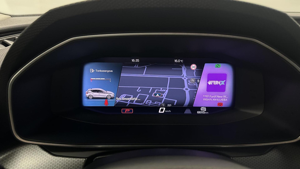 Seat Leon (R582HD) met abonnement