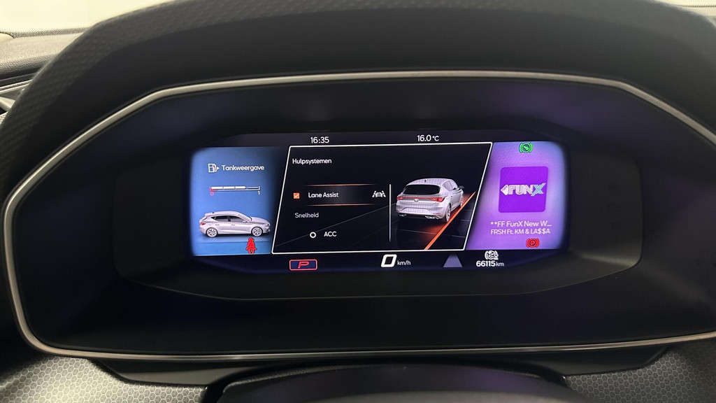 Seat Leon (R582HD) met abonnement