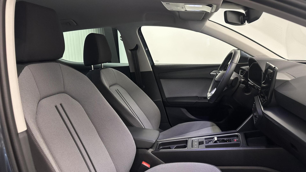 Seat Leon (R582HD) met abonnement