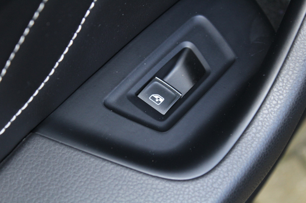 Volkswagen Arteon Shooting Brake (KFX95F) met abonnement