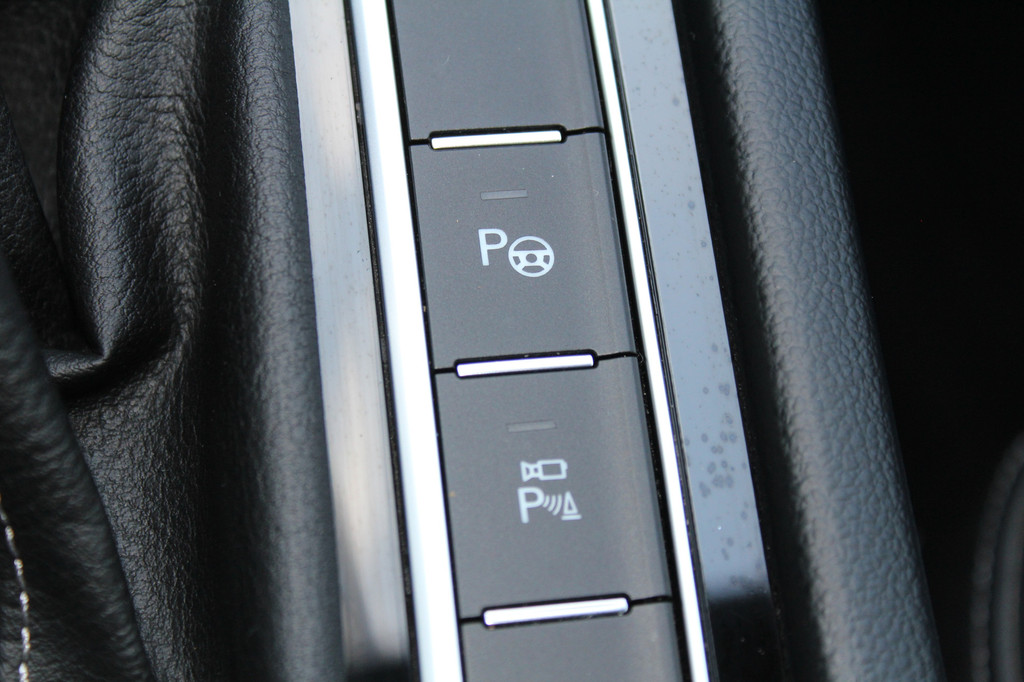 Volkswagen Arteon Shooting Brake (KFX95F) met abonnement