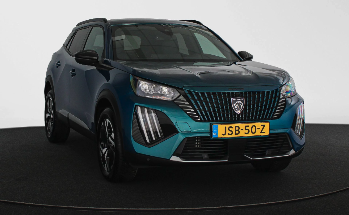 Peugeot 2008 (HHN09D) met abonnement