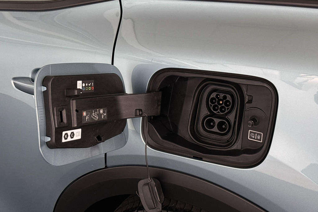 Citroën Ë-C4 (T056SP) met abonnement