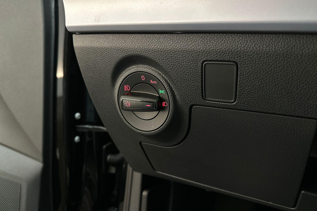 Seat Ibiza (T198HF) met abonnement