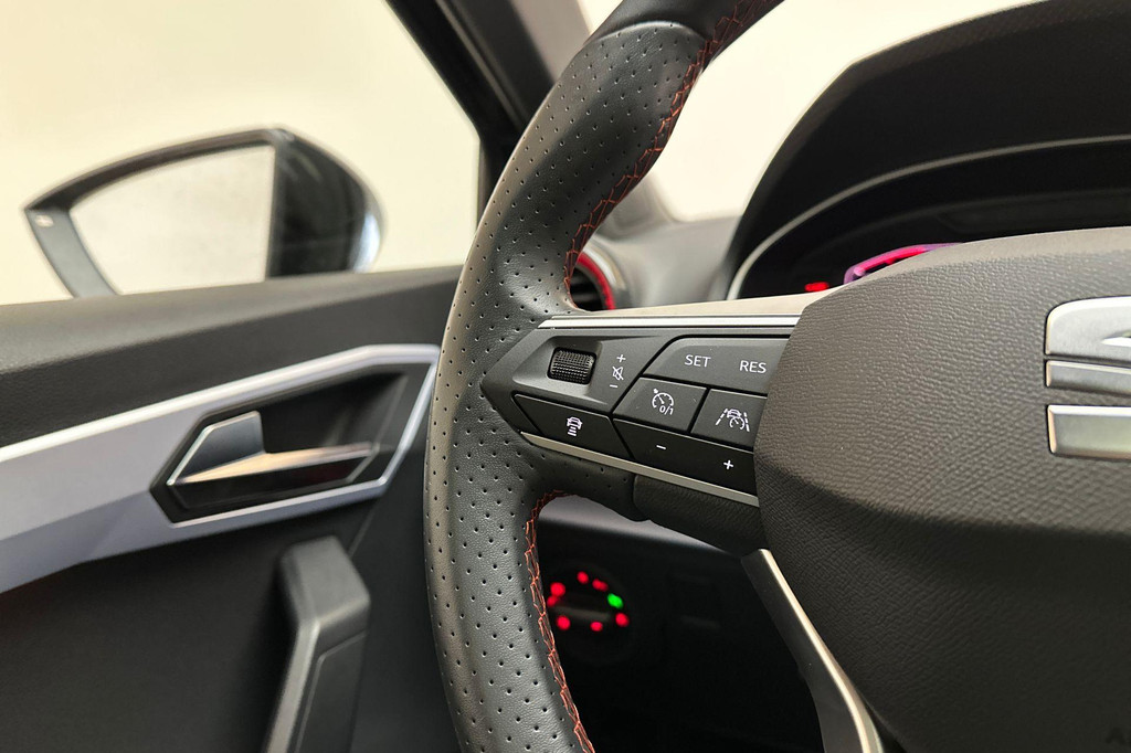 Seat Ibiza (T198HF) met abonnement