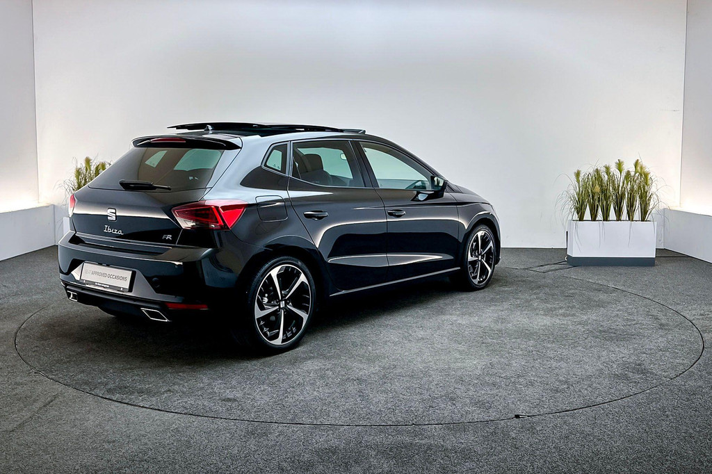 Seat Ibiza (T198HF) met abonnement