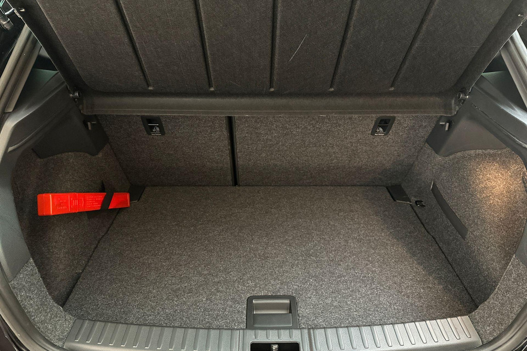 Seat Ibiza (T198HF) met abonnement