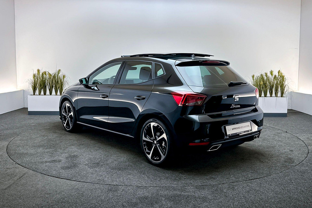 Seat Ibiza (T198HF) met abonnement